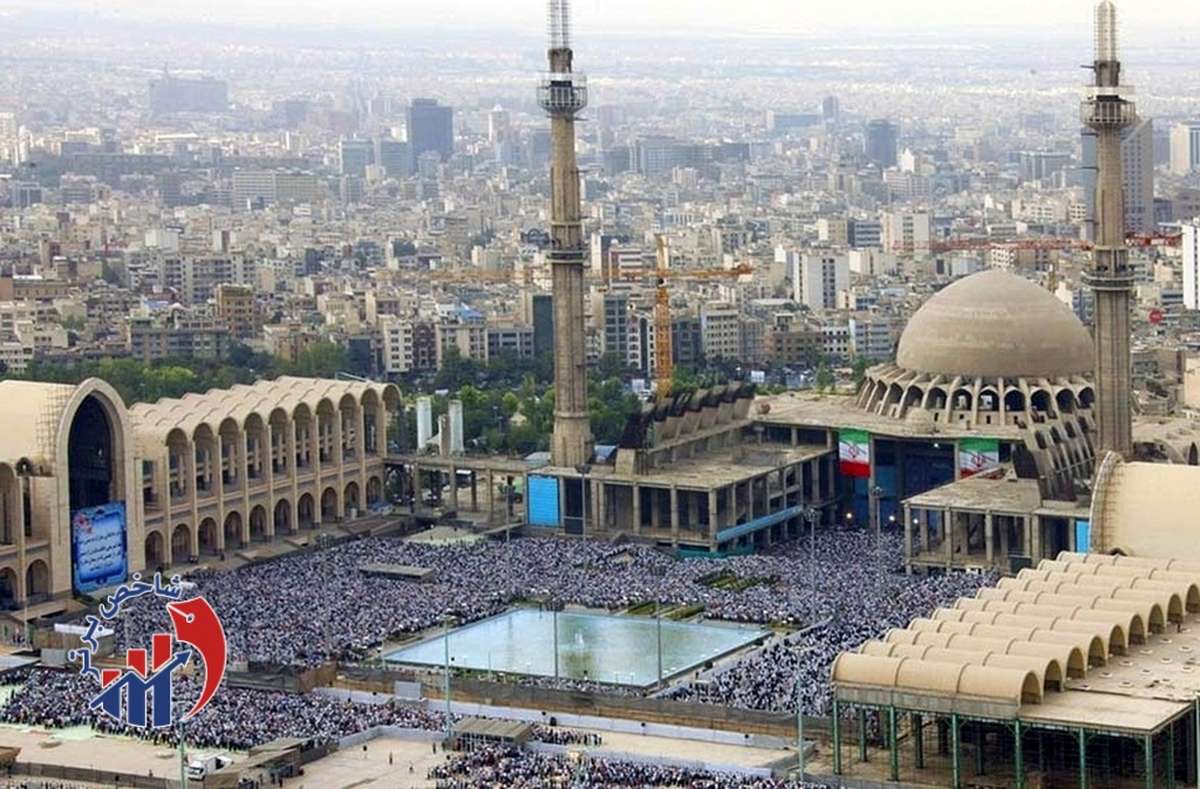 اهدا هدیه به کودکان در نماز جمعه تهران