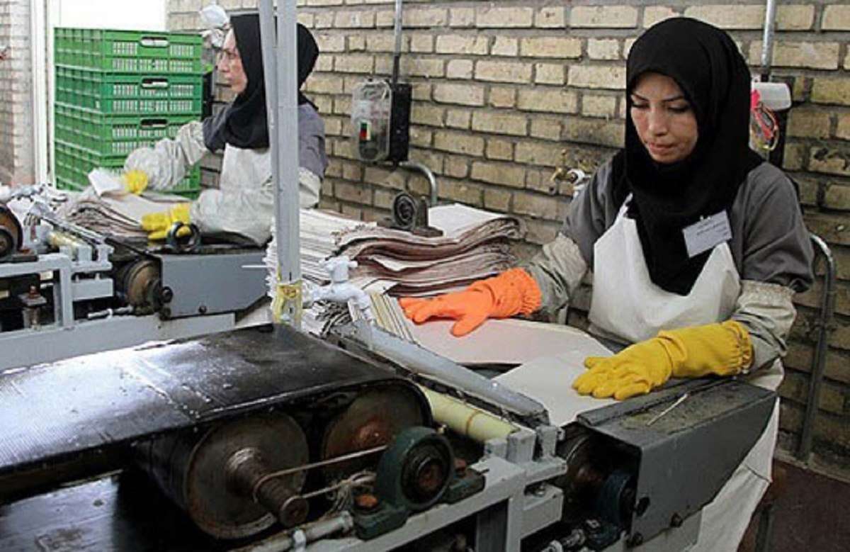 هنوز دستمزد زنان از مردان کمتر است
